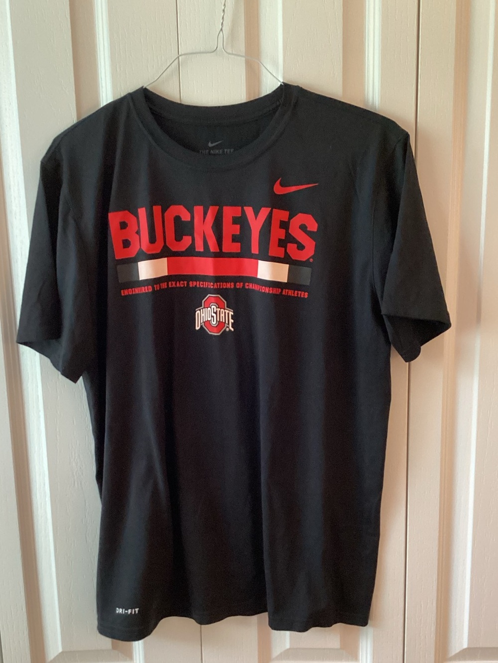 Ohio State Buckeyes Nike Team Dri-Fit Performance T-Shirt - Men's XL - IEC